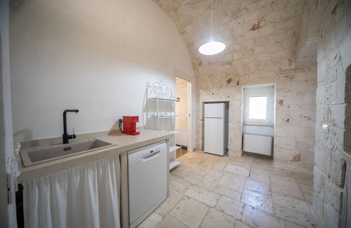 Alcanterini Villa | Authentic Villa in Castellana Grotte for 5 guests. Pet Friendly!