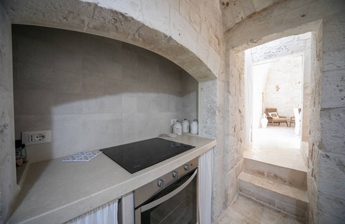 Alcanterini Villa | Authentic Villa in Castellana Grotte for 5 guests. Pet Friendly!