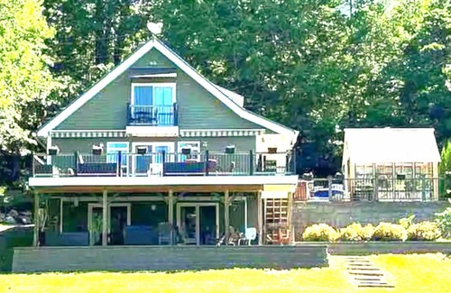 Barnstead House | Autumn Lakeside Retreat on Locke Lake — Stunning Views & Private Hot Tub