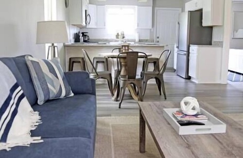 Dauphin Island Condo | Autumn Retreat - Gulf Coast Condos on the Sand Dunes - 202