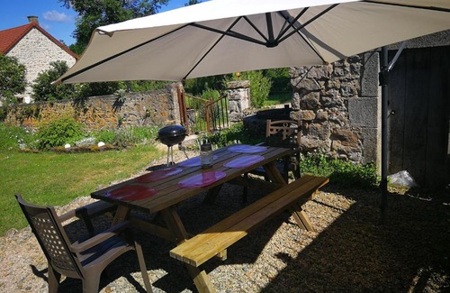 Saint-Priest-des-Champs Bed & Breakfast | Aux 2 Puys - Gîte "Le Lemptégy"
