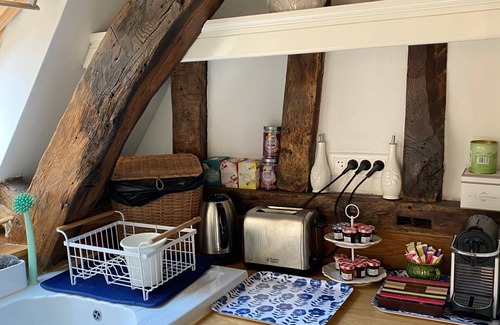 Bourges Apartment | Aux 3 Maillets 2. Beautiful apartment in a 16th-century house.