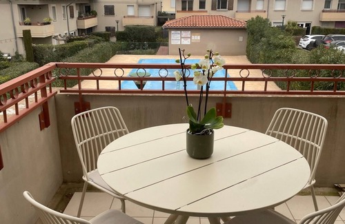 Poussan Apartment | Aux Cyprès du Littoral for 4 people