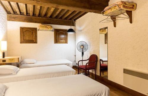 Sourzy Bed & Breakfast | Aux Prisons de Montagny