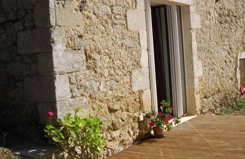 Aillas House | Aux vieux fours 5.5 km from the canal, 12 km from the Compostelle route
