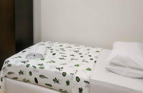 Binong Hotel | Avalon Karawaci Mitra RedDoorz