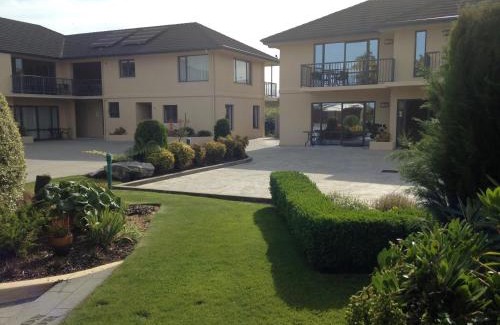 Motueka Hotel | Avalon Manor Motel