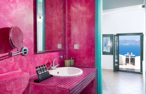 Akrotiri Hotel | Avant Garde Suites