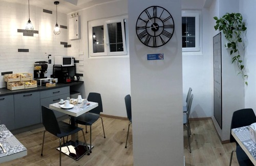 Quartiere XVII Trieste Bed & Breakfast | Avec Moi Roma