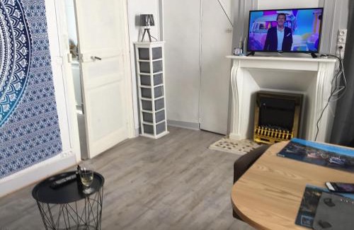 Le Treport Apartment | Avec un minimum de 3 nuits Studio 80 m de la mer et 300 m des commerces