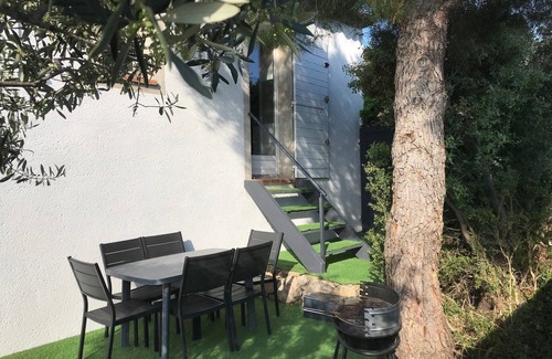 Villeneuve-les-Avignon Cottage | Avignon Festival, Pont du Gard and Luberon