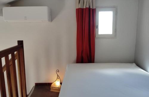 Avignon City Centre Apartment | Avignon intra-muros clim grand studio