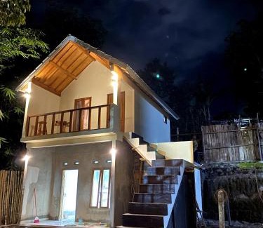 Kecamatan Pringgasela House | Avocado homestay