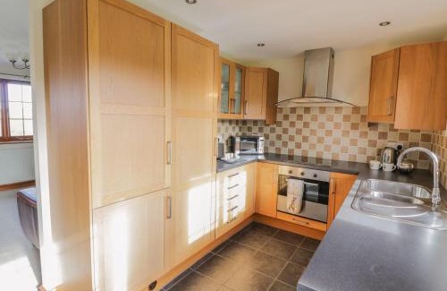 Ardens Grafton House | Avon View