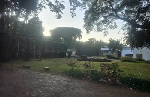 Harare House | Avondale Studio, Solar, Wifi, Netflix, Parking
