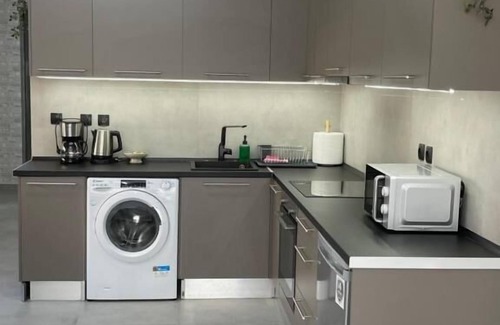 Markopoulon Apartment | AVR DELUXE SUITES 6 AIRPORT FREE SHUTTLE