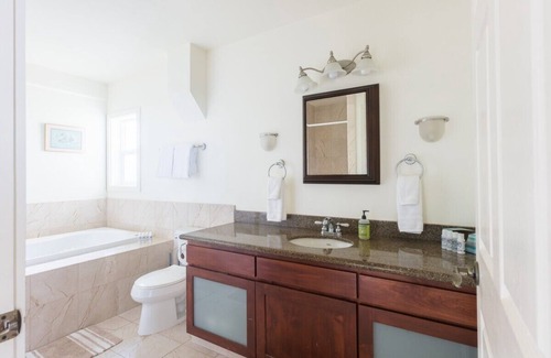 Waimea House | Awaa Place at Kamuela Heights