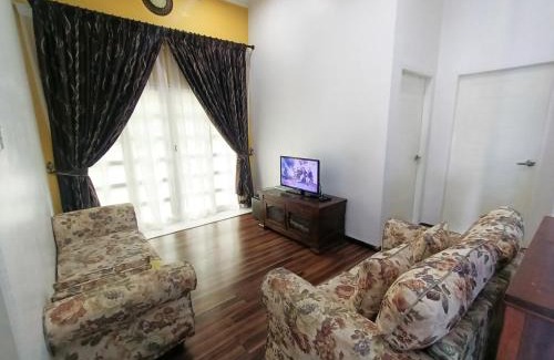 Kuala Terengganu Villa | Awang's Villa Homestay