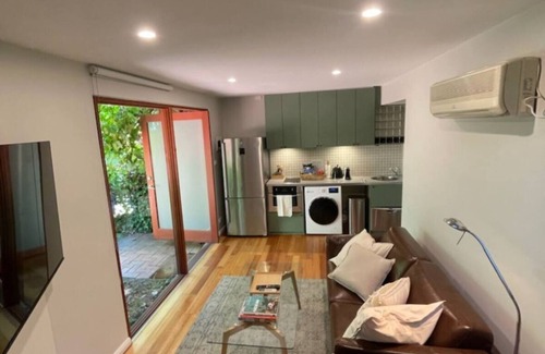 Forrest Apartment | Award-Winning Architectural Loft