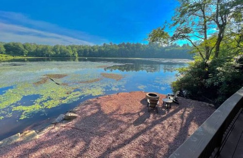 Lake Harmony Cabin | Award Winning NYC Architect Designed Lakefront Cabin