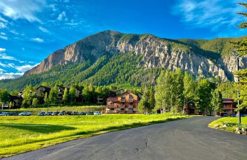Crested Butte Hotel | Away Out on the Mountain