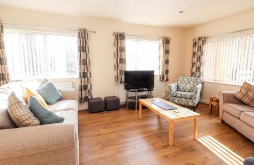 Llangynog House | Awel Y Berwyn