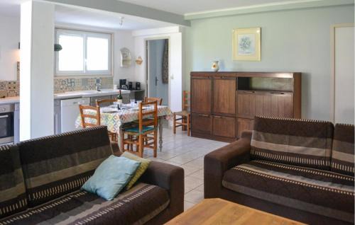 Rouffignac-Saint-Cernin-de-Reilhac Apartment | Awesome Apartment In Rouffignac