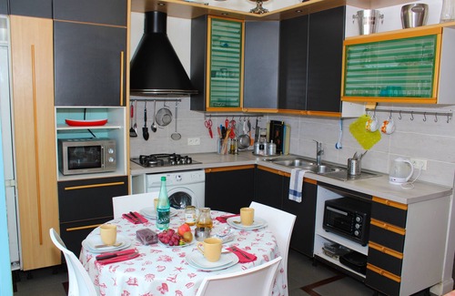 Nice City Centre Apartment | Awesome Apartament in Promenade - Nice sea view and private gardennMax 4 people