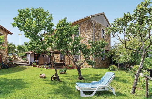 Castellabate Apartment | Awesome apartment in Castellabate SA