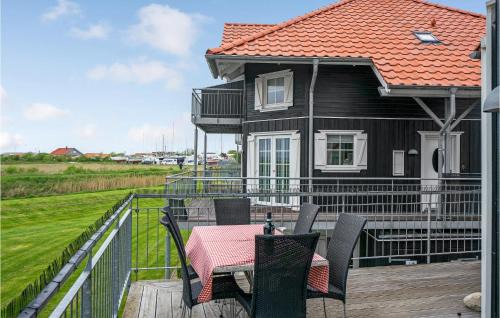 Bogense Apartment | Awesome Apartment In Bogense With House Sea View
