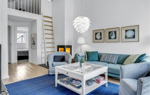 Bogense Apartment | Awesome Apartment In Bogense With House Sea View