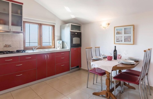 Diminici Apartment | Awesome apartment in Koromacno