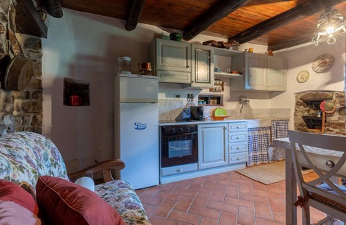 Comano Apartment | Awesome apartment in Comano -MS-