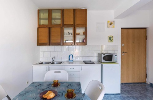 Klek Apartment | Awesome apartment in Klek with WiFi