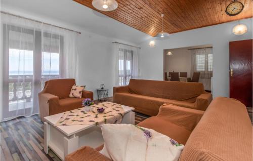 Donji Zagon Apartment | Awesome Apartment In Novi Vinodolski