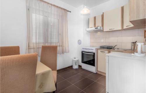 Donji Zagon Apartment | Awesome Apartment In Novi Vinodolski