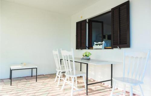 Sevid Apartment | Awesome Apartment In Sevid With House Sea View