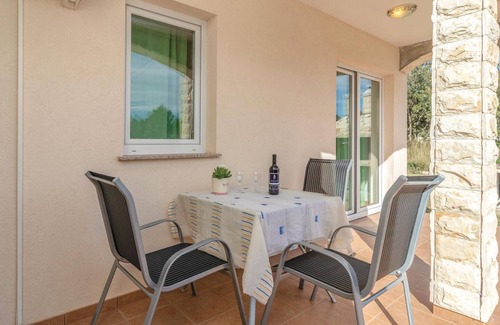 Batalaza Apartment | Awesome apartment in Ugljan with WiFi