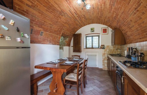 Lucignano Apartment | Awesome apartment in Lucignano AR