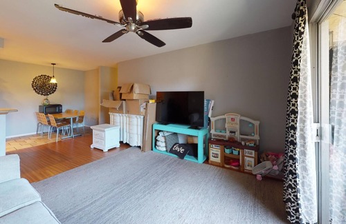 Loma Alta Condo | Awesome Condo with Balcony!