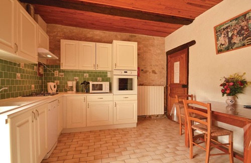 La Chapelle-Saint-Jean House | Awesome home in La-Chapelle-Saint-Jean