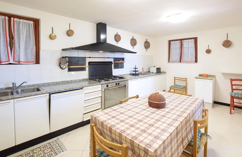Puliciano House | Awesome home in Sant'Andrea a Pigli
