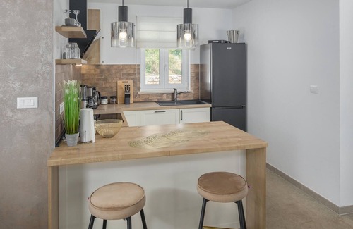 Heki House | Awesome home in Sveti Petar u Sumi