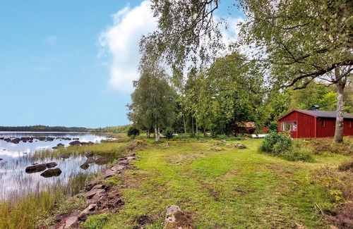 Almhult House | Awesome home in älmhult with lake view