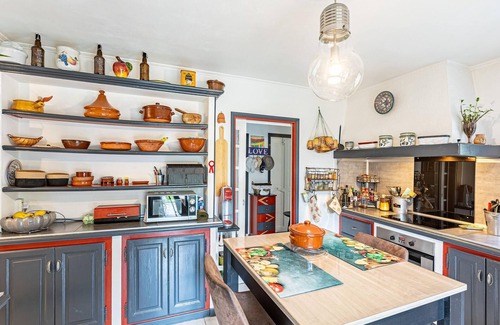 Bedarrides House | Awesome home in Bédarrides