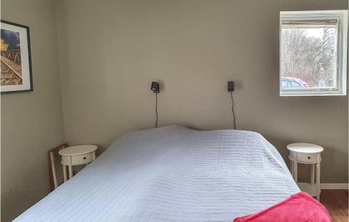Bjarnum House | Awesome Home In Bjärnum With Wifi