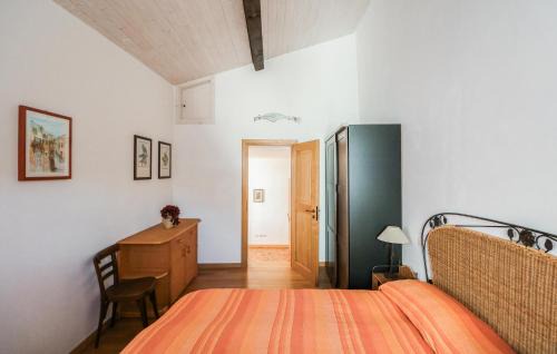 Mulazzo House | Awesome Home In Castagnetoli