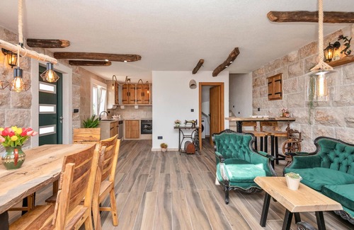 Cista Provo House | Awesome home in Cista Provo