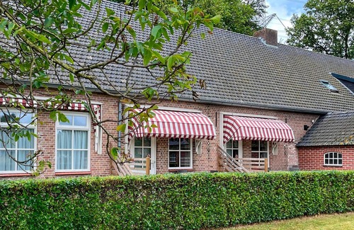 De Moer House | Awesome home in De Moer with WiFi