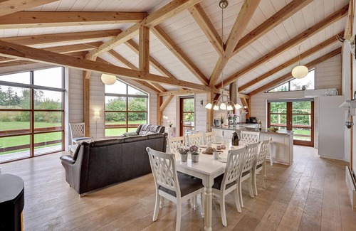 Krejbjerg House | Awesome home in Ejstrupholm with sauna